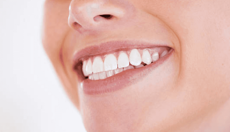 The whitening toothpaste celeb dentists swear by… and it’s only €3