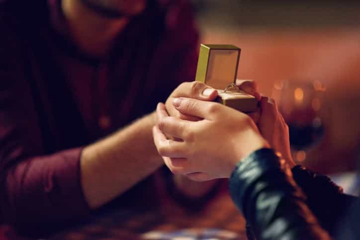 This engagement ring style is going to be HUGE this year