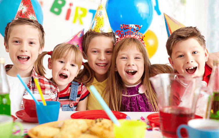 Mum thinks kids’ birthday parties these days are a ‘sad reflection of the times’ Mum thinks kids’ birthday parties these days are a ‘sad reflection of the times’