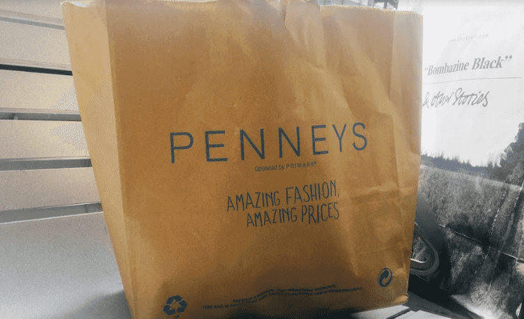 The €10 Penneys dress that comes in three colours is the perfect Saturday bargain
