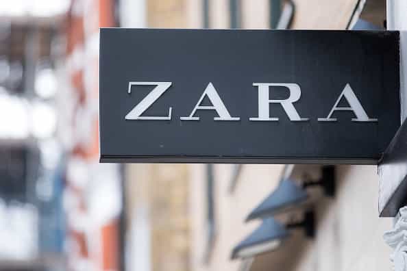 This €10 Zara dress comes in three gorgeous colours and WHAT a bargain
