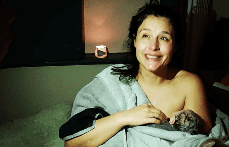 Jessie Ware gives birth to baby boy in her sitting room Jessie Ware gives birth to baby boy in her sitting room