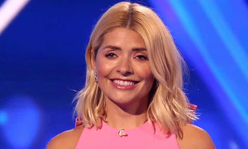 Are you a fan? Holly Willoughby’s new outfit is getting lots of attention