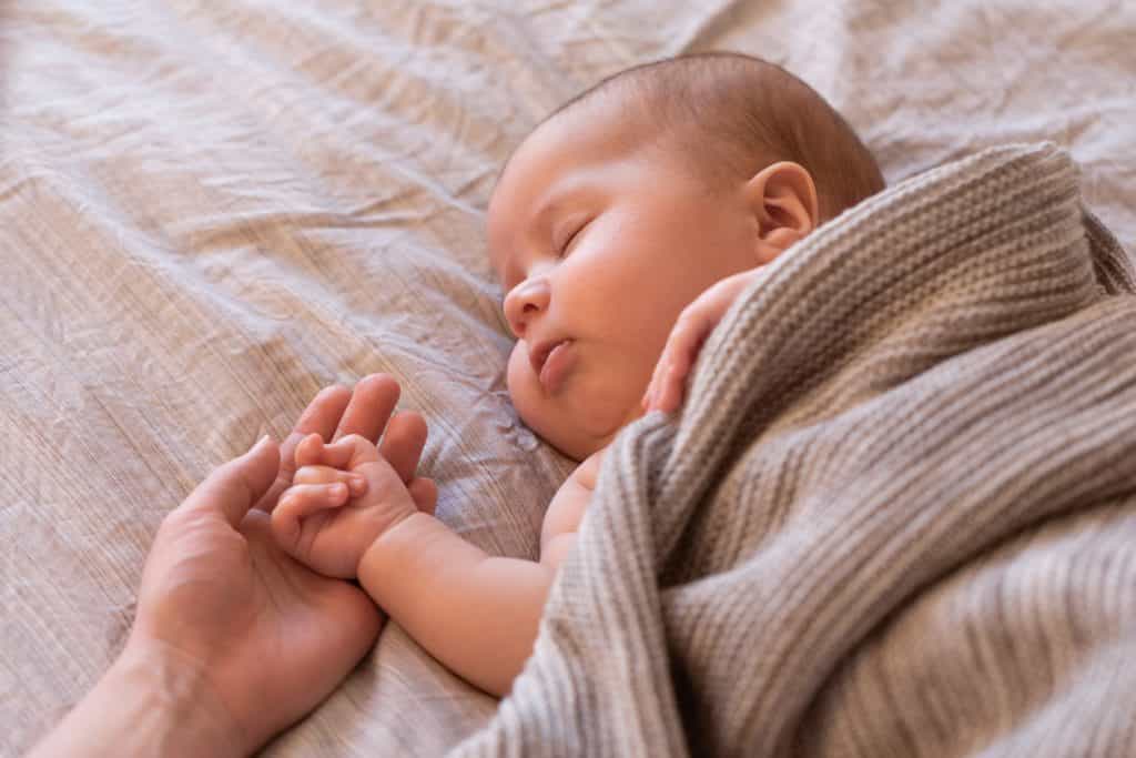 The 1st year: 4 tips to TRY to help your baby to sleep through the night