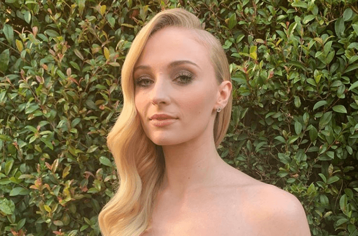 Sophie Turner revealed her wedding dress and it’s absolutely stunning
