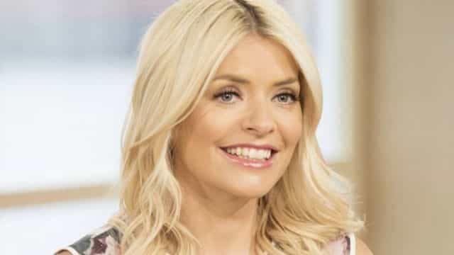 Holly Willoughby wore our dream Christmas Day skirt this morning, but it’s not cheap