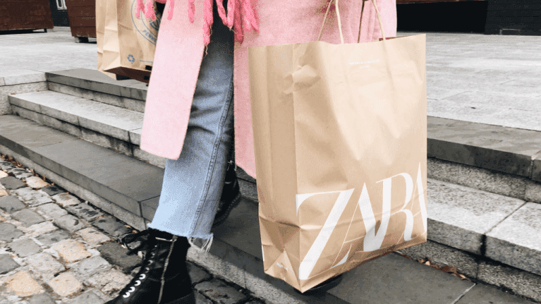 Say hello to the most adorable little black dress ever, and it’s only €12.99 in the Zara Sale