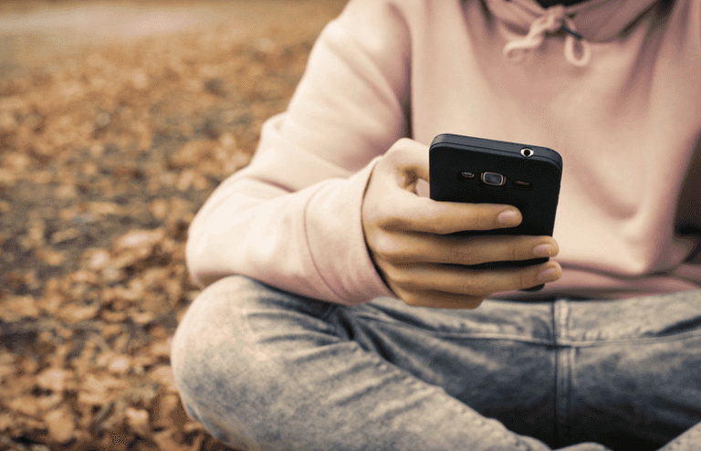 This secret message hack might save you if the kids accidentally grab your phone