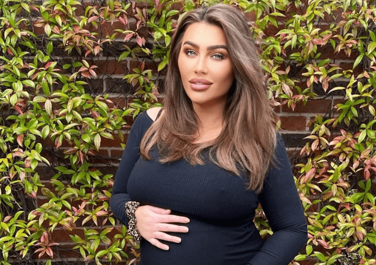 Lauren Goodger shares message to late daughter Lorena Lauren Goodger shares message to late daughter Lorena
