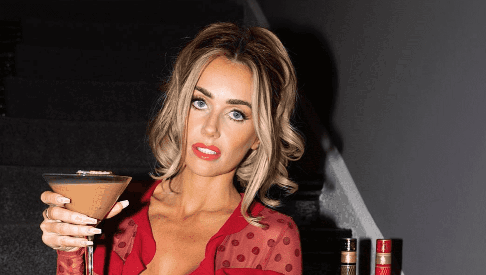 Laura Anderson reveals she’s pregnant with her first child
