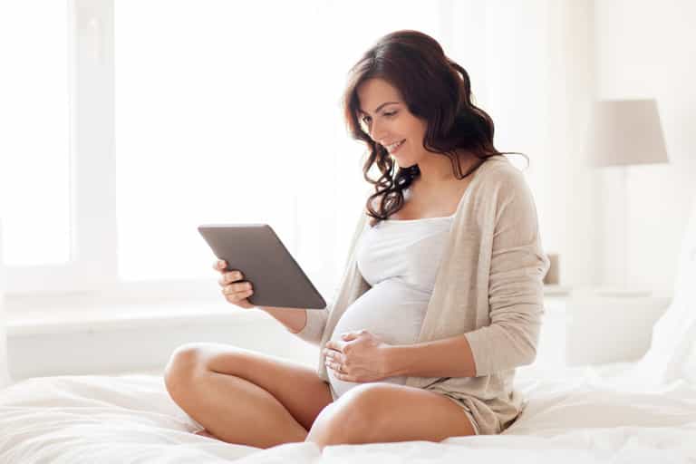 Birth and labour affirmation cards: Helping new mums approach labour with a positive mindset