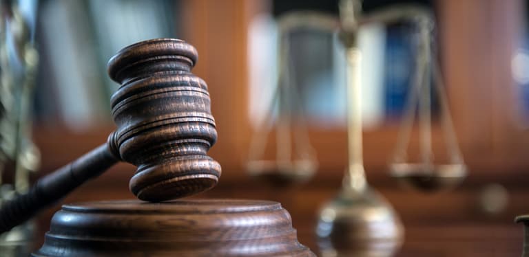 Dublin private school to pay €5,000 to teacher who allegedly called student ‘a little b***h’ Dublin private school to pay €5,000 to teacher who allegedly called student ‘a little b***h’