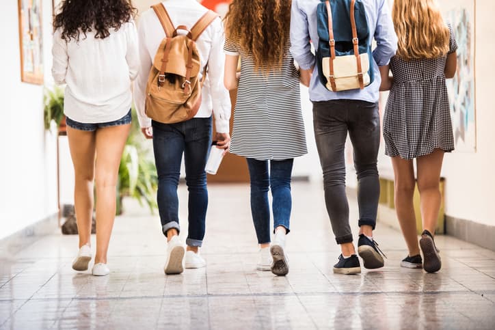 Expert tips: how parents can support their teens during the summer Expert tips: how parents can support their teens during the summer