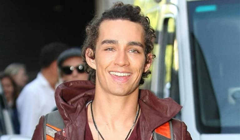 Irish actor Robert Sheehan opens up about wanting to start a family