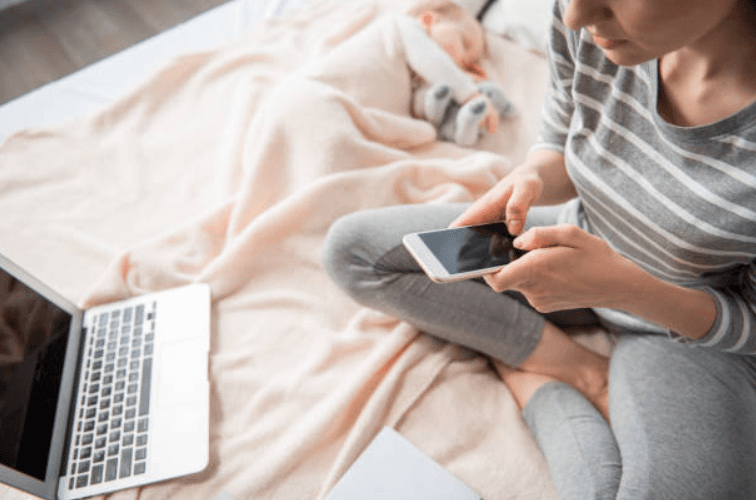 Mother asks for advice on how to leave a ‘cliquey mums WhatsApp group’ Mother asks for advice on how to leave a ‘cliquey mums WhatsApp group’