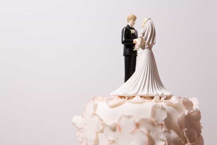 Bride furious as wedding guest asks for gift back months later Bride furious as wedding guest asks for gift back months later