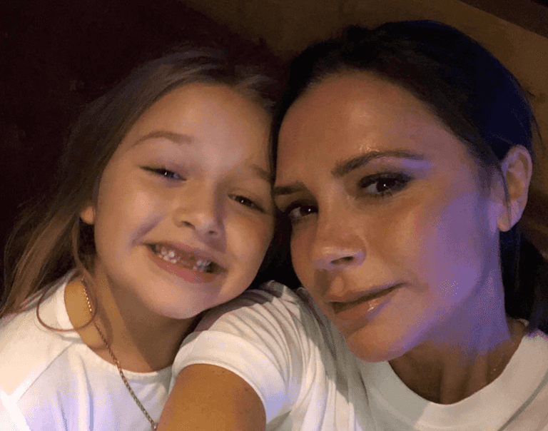 Harper Beckham just got another haircut… and she looks just like her mam Harper Beckham just got another haircut… and she looks just like her mam