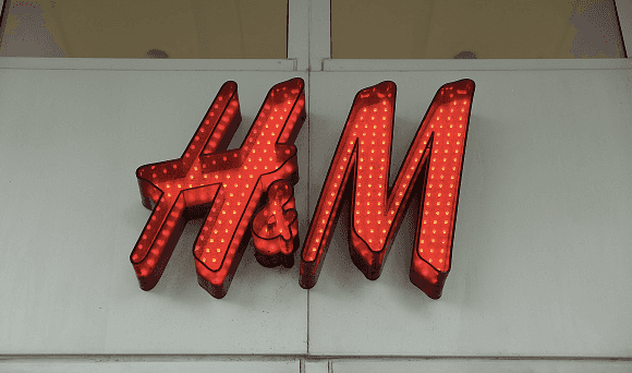 The €9 H&M everyday style bargain that every mum on the run will appreciate The €9 H&M everyday style bargain that every mum on the run will appreciate