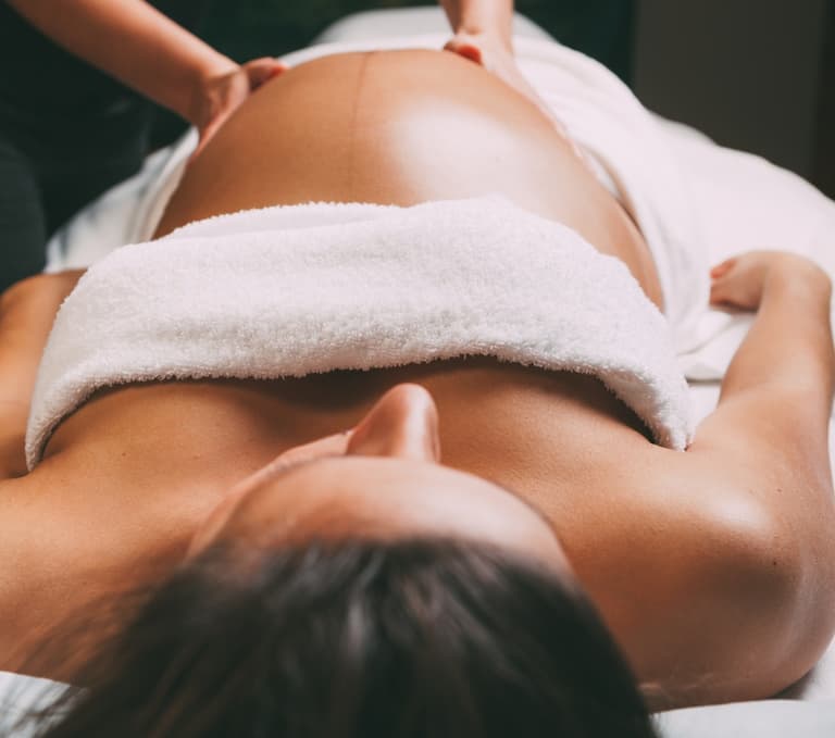 5 reasons why you should treat yourself to a pregnancy massage this weekend 5 reasons why you should treat yourself to a pregnancy massage this weekend