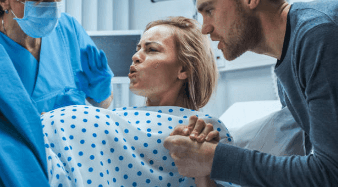Deliveroo reveals that one Irish mammy ordered takeaway right after giving birth Deliveroo reveals that one Irish mammy ordered takeaway right after giving birth