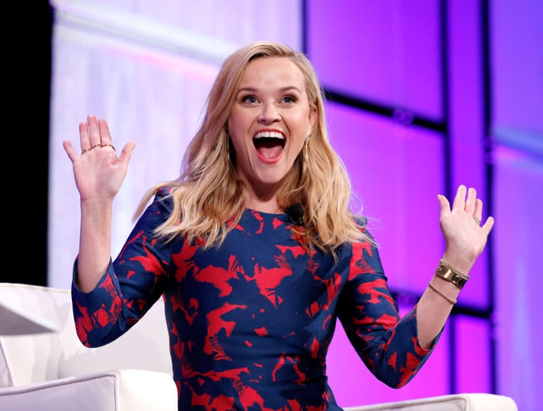 Reese Witherspoon posted a ‘girls night out’ selfie with her lookalike 20-year-old daughter Ava Reese Witherspoon posted a ‘girls night out’ selfie with her lookalike 20-year-old daughter Ava