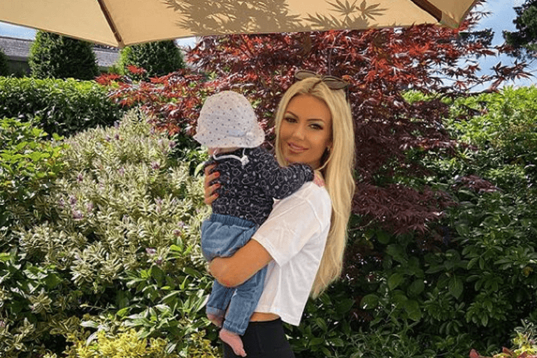 Rosanna Davison has invited her Ukrainian surrogate to come live with her Rosanna Davison has invited her Ukrainian surrogate to come live with her